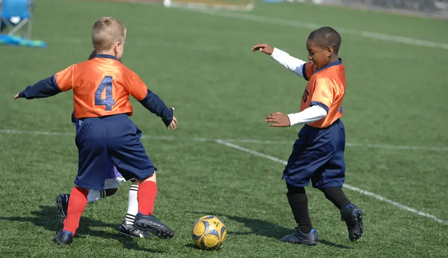Obranné štatistiky vo futbalovom stávkovaní: PPDA a pressingové dáta