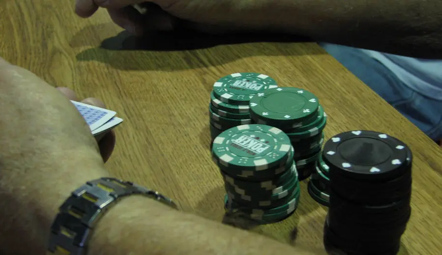 Exchange vs. Spread Betting: Kľúčové rozdiely pre športových stávkarov