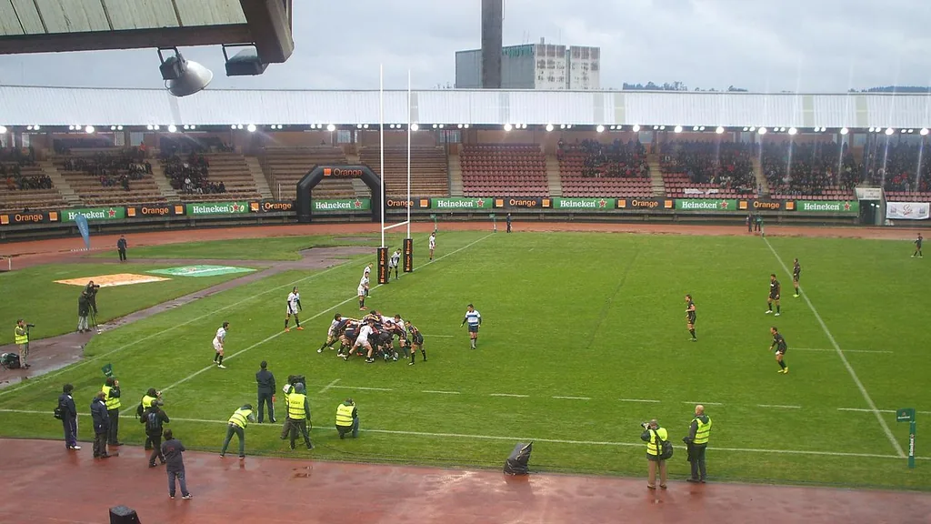 USA 7s zdolal Fidži 7s 17:14 v dramatickom obrate a postúpil do SVNS 1